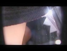 UPSKIRT 185