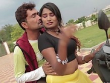 Hot Desi Girl Romance with Boy Friend while Bike Learning