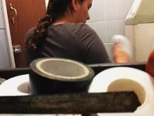 Amateur flashed ass and fatty belly on the toilet cam