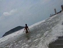 culona en la playa de mazatlan