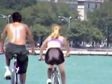 Impresionante botín firme del ciclista sexy en cámara sincera 06r