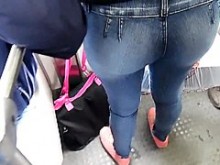 Cilito Coqueton en el metro