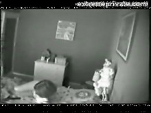 Cam espía de mamá jugando con su coño