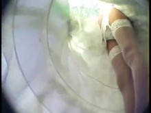 Wedding Bride Upskirt (falso)