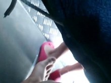 Hiddenengirl Footsie en autobús