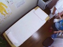 Amateur lascivo dando una suciedad y follada a masajista en