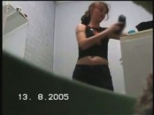 Chica caliente desnuda en un video en solitario