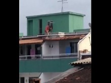 Bandera en la favela.