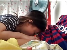 Hermoso y perfecto asiático Pinay