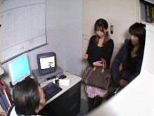 Increíble video de sexo japonés con dos chicas