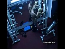 Películas de cámara oculta Viejo follando jodido latina en el gimnasio