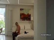 Niña checa Jessika - Masturbación en el dormitorio