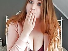 Teen BBW se folla en su habitación. Sextape privado enorme teta