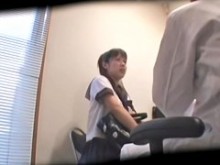 Lindo adolescente japonés Dicked Tontado en video hardcore japonés (18+)