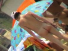 Video de la playa de Nudist Nudist Slutty