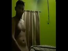 Quién me ayudaría  a sacarme la lechita .. escríbanme a mi WhatsApp