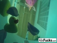 ¡Cámara oculta subacuática, diversión lesbiana con Alix y Jenna!