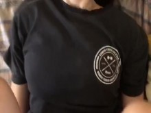 Despertando compañera de cuarto caliente hasta que se corre fuerte por la polla - Pov