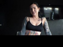 Compañero de cuarto fue a la tienda. Su novia puta no esperó ~ Mag Numb ~ Jayce Carter ~ SheLikesItRough