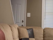 Stud se folla a su Fleshlight hasta que se corre y lanza una carga masiva por la parte superior mientras gime