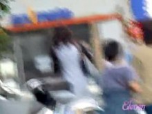 Una escoria japonesa alta y apretada siendo interceptada por un tipo tiburón pervertido