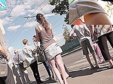 Sorprendente falda vaquera al aire libre (falsa)