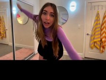 ¡UPS! Stepsis patina accidentalmente una polla dentro de ella