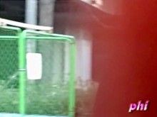 Mujer de negocios con falda de culo jugoso follada en la calle