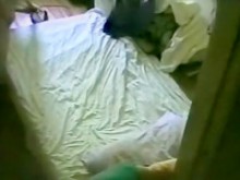 Vídeo porno Mi madrastra MILF se folla a mi amigo