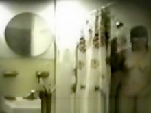 masturbación en la ducha