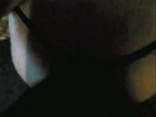 Comiendo el culo a su mujer en porno casero......