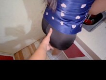 Ríndete para servir los deseos de tus suegros cuando tu marido no está en casa