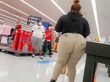 Bbw Walmart empleado gran botín wedgie ver a través