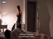 Hijastro se folla a su madrastra durante el trueno