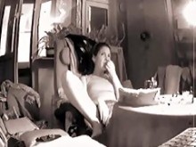 Masturbador Yanka. Me caí debajo de la webcam y me masturbé.
