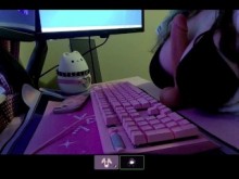 egirl gimiendo da ayuda masterbution privada