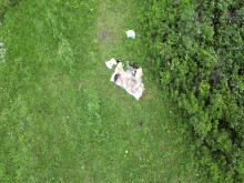 Marido usa drone para atrapar a su esposa follándose a su amigo / Hotwife amateur