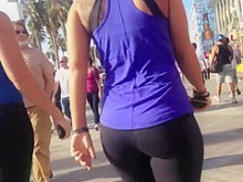Pantalones de yoga - Nena de culo atlético y grueso