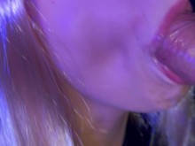 ¡MAMADA DESCUIDADA ASMR 4K! Chupo una polla con devoción y recibo 2 corridas en mi boca.