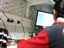 EXHIBIENDO UNA GRAN POLLA EN EL TRABAJO. MI COMPAÑERO DE TRABAJO