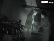 Adorable enfermera mama una polla en una película de sexo japonesa