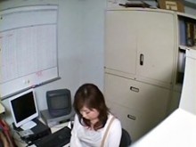 Increíble secretaria japonesa metida en un vídeo duro