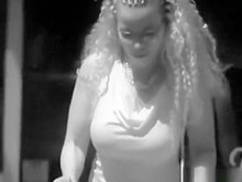 X Ray cam captó pezón erigido, tanga sexy y bonitos traseros