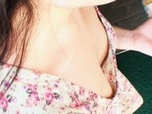 Real japonés amateur downblouse tetas