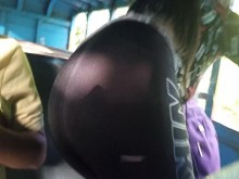 ¡¡LO HICE EN EL AUTOBÚS CON UN HOMBRE QUE ACABO DE CONOCER!! PORNO CASERO REAL