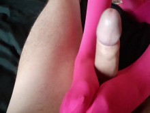 Laura XXX modelo 2021 trabajando con el pie en nailon rosa