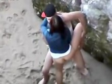 Pareja joven a cuatro patas (18+)