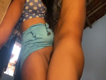 Hermanastra se luce ante mi hasta que le doy lo que quiere
