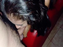Sexo casero casual después de la fiesta