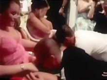 Diversión con stripper en la noche de despedida de soltera